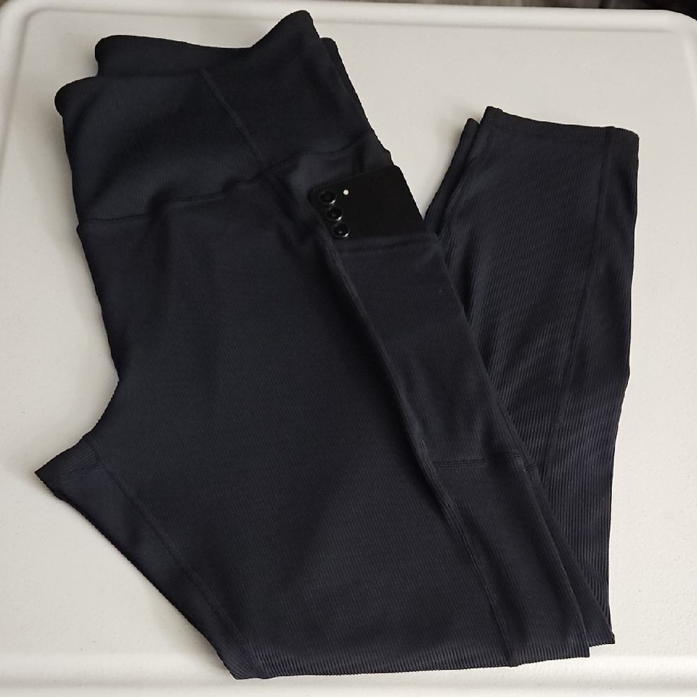 Luxka Lux Black Ribbed Top